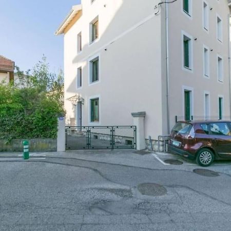 Tres Beau Studio Centre Ville, Au Calme Annecy Exterior photo